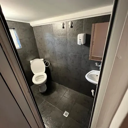 The Rainbow 4 アパート *